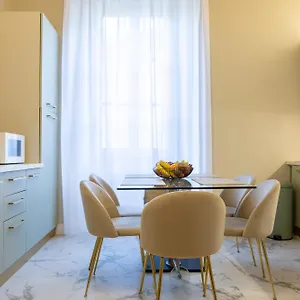 Renascentia In - Adults Only إيطاليا